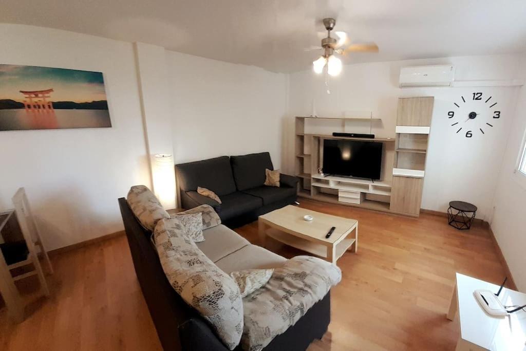 2F, Aire Acondic, 80M2, 2 Dormitorios, 4 Huespedes, Wifi Gratis La Línea de la Concepción Dış mekan fotoğraf