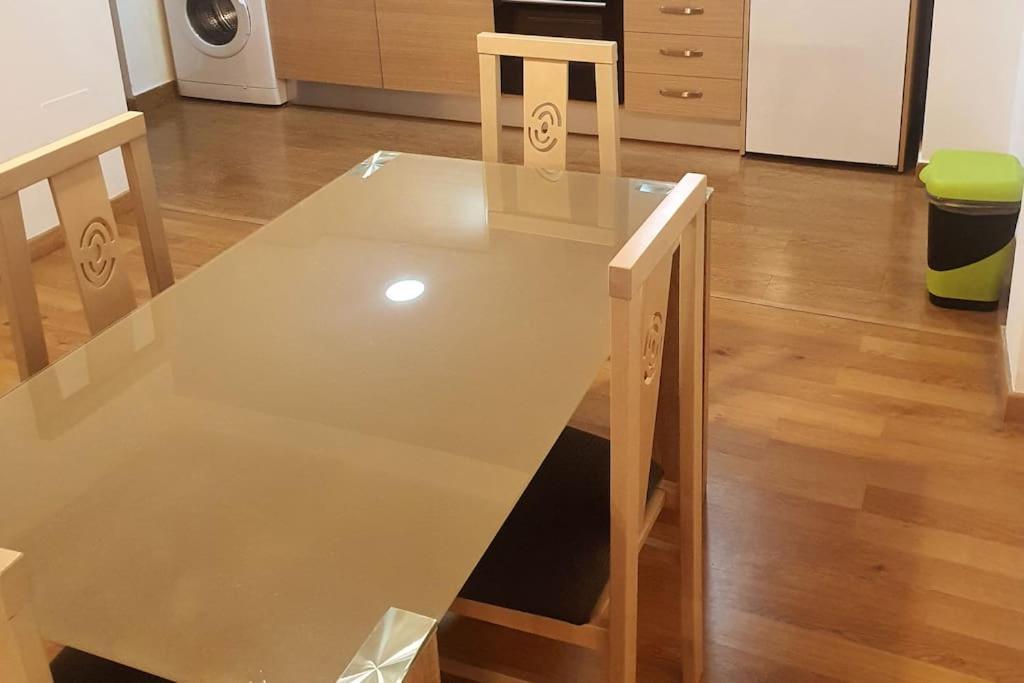 2F, Aire Acondic, 80M2, 2 Dormitorios, 4 Huespedes, Wifi Gratis La Línea de la Concepción Dış mekan fotoğraf